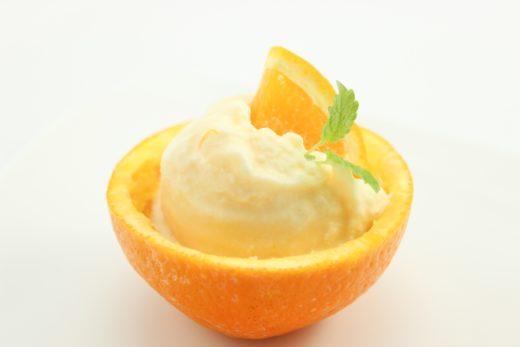 Orangen-Eis (fruchtig-cremig ohne Ei)