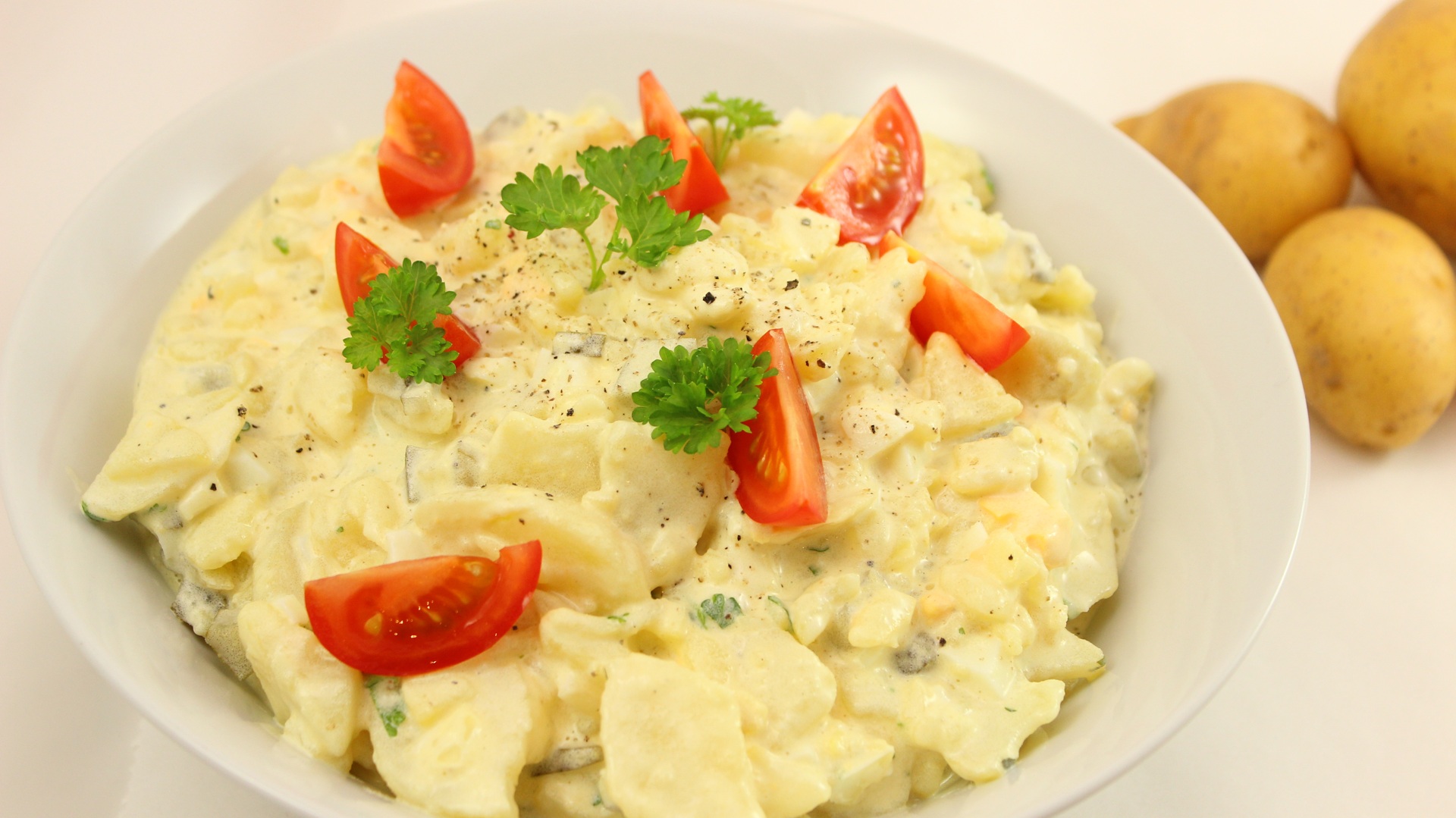 Rezept: Kartoffelsalat Rezept | Klassischer Kartoffelsalat mit Mayonnaise