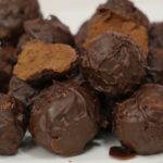 Trüffel Pralinen selber machen | Schokoladen Trüffel Rezept ohne Alkohol
