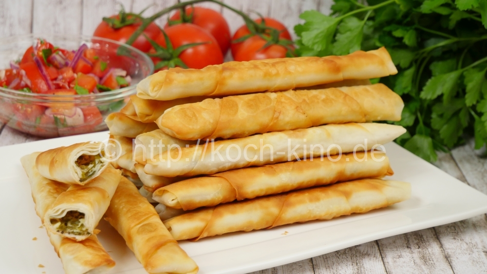 Rezept: Zigarren Börek mit Tomaten-Salat I Sigara Börek mit Käse I ...