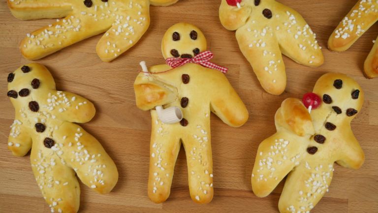 Weckmänner / Stutenkerle backen | Stutenkerl Rezept – kochkino.de