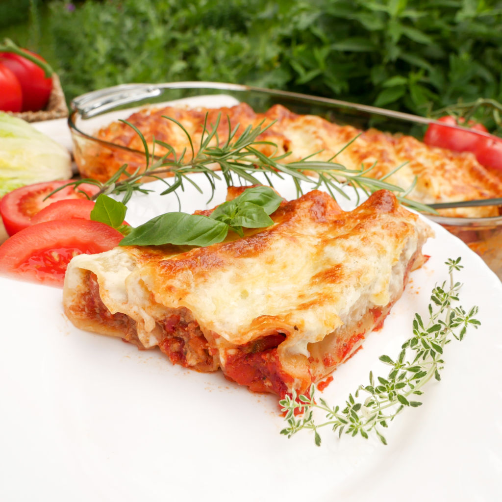 Cannelloni al Forno mit Tomaten Hackfleischfüllung