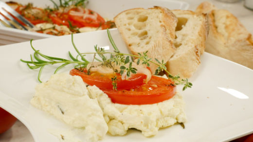 Gebackener Feta mit Tomaten aus dem Ofen – kochkino.de